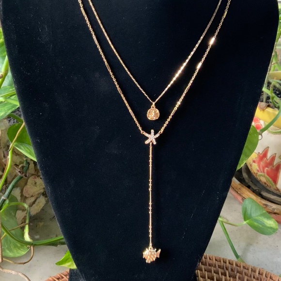 Lilly Pulitzer NECKLACE Gold Seascape Starfish Layered Chain CRYSTAL Charm NWT - Picture 2 of 14